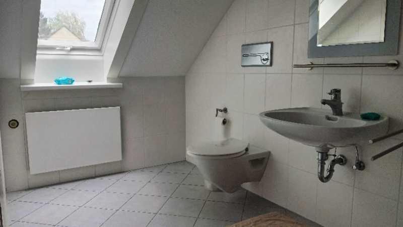 Big Cozy Entire Family Appartment Хановер Екстериор снимка